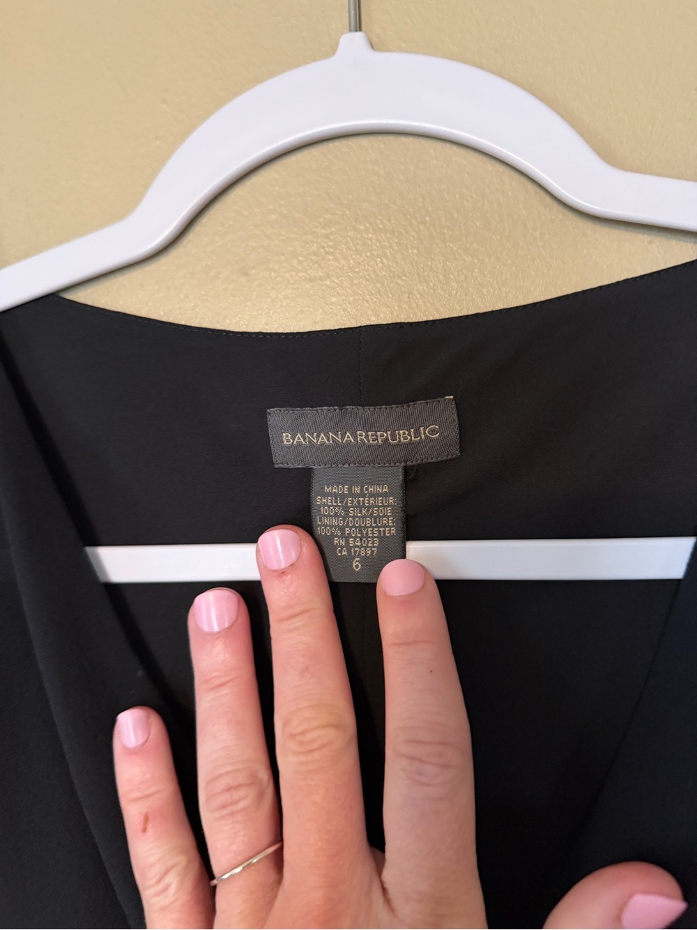Banana Republic Vintage Y2K 100% Silk Black Sleeveless Cowl-Neck Maxi Dress - Picture 4 of 6